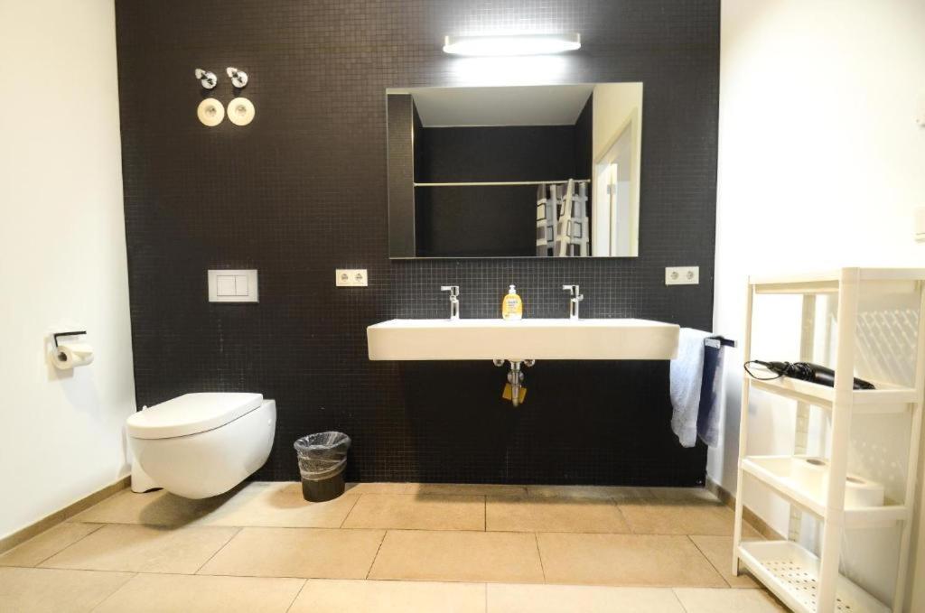Apartamento High-Quality In The Heart Of Stuttgart 4 Exterior foto